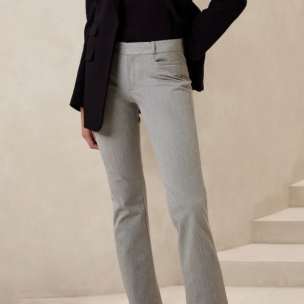 Like New Banana Republic slim sloan pants - Petite